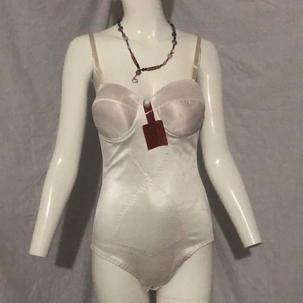 Excellent Body Lingerie 